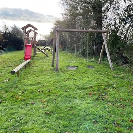 Hébergement de vacances Strandnahes Mit Wintergarten, Grosser Uneinsehbarer Garten, Komplett Eingezaeunt *