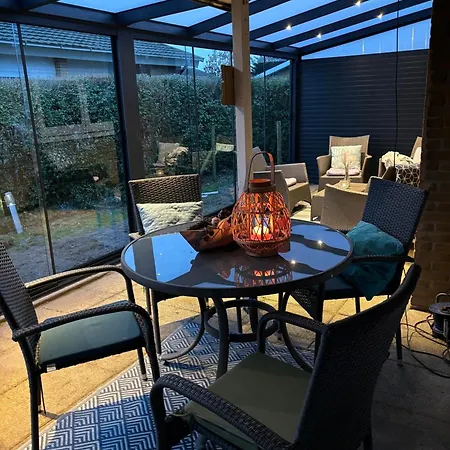 Strandnahes Nr 2 Mit Wintergarten Grosser Uneinsehbarer Garten Сasa de vacaciones